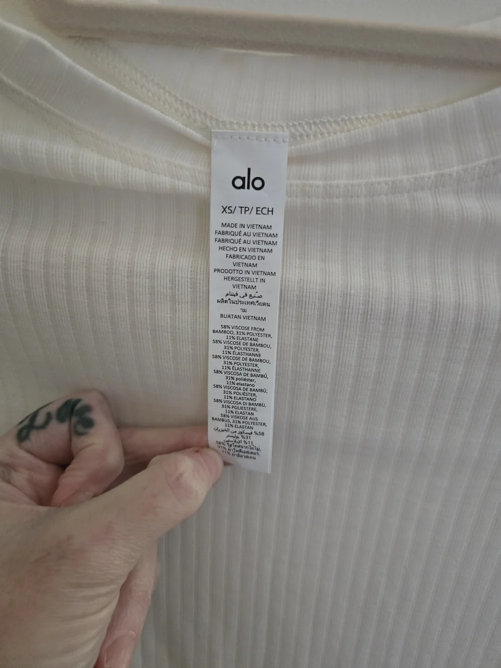 ALO YOGA Ribbed Short Sleeve Crop Top - White